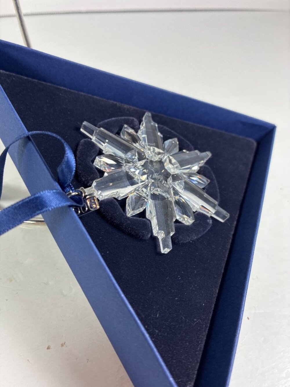 Swarovski 2004 Rockefeller Center Crystal Star Ornament Box COA - Picture 13 of 16